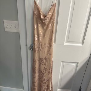 ASTR Gaia Floral Jacquard Midi Dress in Blush Floral